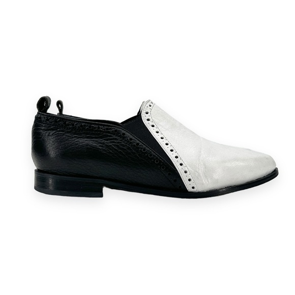Paula Cahen D’Anvers Black & White Laceless Brogue Style Leather Loafers sz 37 - Picture 2 of 7